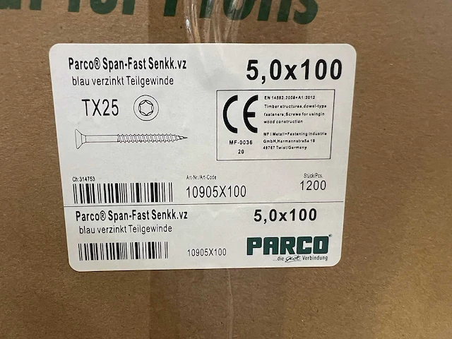Grote partij schroeven 32400 stuks halve pallet - afbeelding 2 van  10
