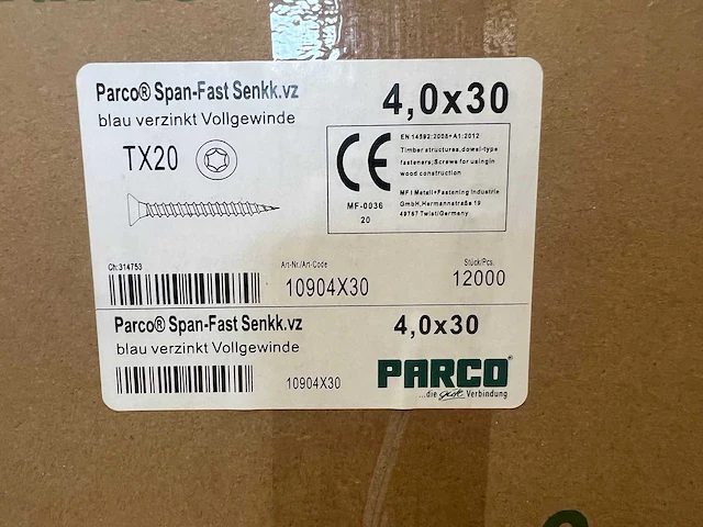 Grote partij schroeven 32400 stuks halve pallet - afbeelding 3 van  10