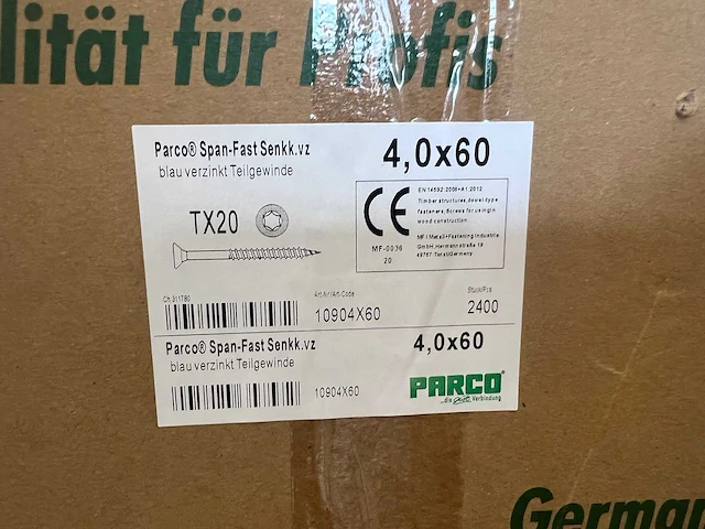 Grote partij schroeven 32400 stuks halve pallet - afbeelding 6 van  10