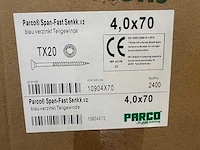 Grote partij schroeven 32400 stuks halve pallet - afbeelding 7 van  10