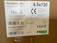 Grote partij schroeven 32400 stuks halve pallet - afbeelding 9 van  10