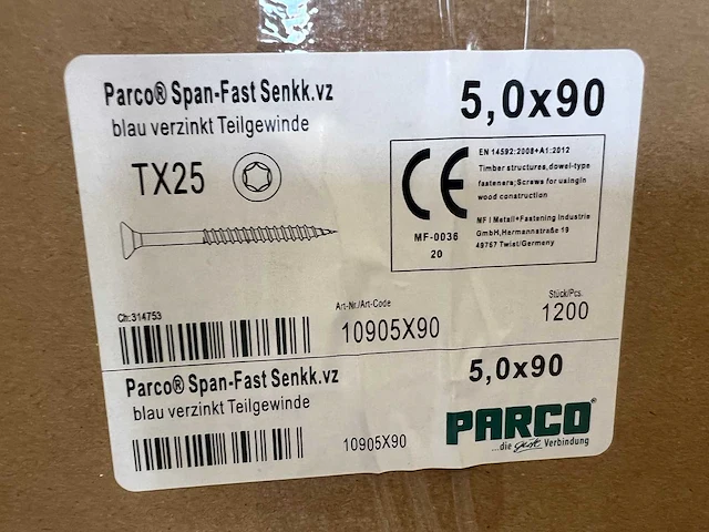 Grote partij schroeven 32400 stuks halve pallet - afbeelding 10 van  10
