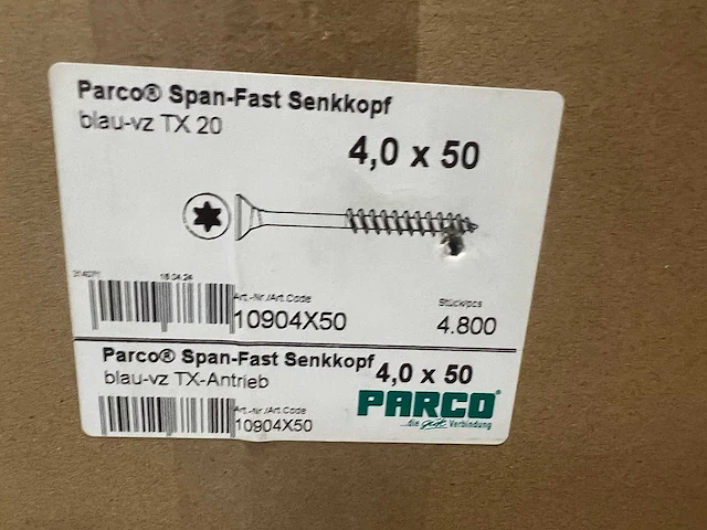 Grote partij schroeven 32400 stuks halve pallet - afbeelding 4 van  8