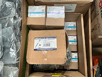 Grote partij schroeven, afdekplaatjes en sealplaatjes - afbeelding 5 van  25