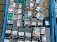 Grote partij schroeven, divers - afbeelding 2 van  6