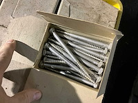 Grote partij schroeven - afbeelding 6 van  6