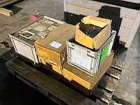 Grote partij schroeven - afbeelding 1 van  4