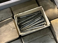 Grote partij schroeven - afbeelding 4 van  4