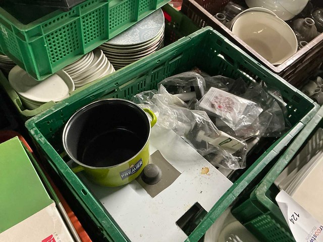 Grote partij servies en glaswerk - afbeelding 10 van  11