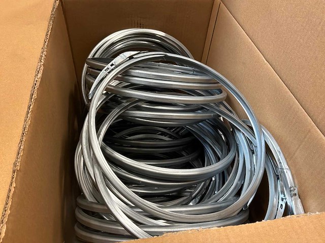 Grote partij spanringen - afbeelding 2 van  4