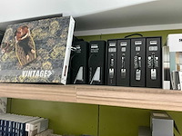 Grote partij stalen en demo materiaal - afbeelding 2 van  9