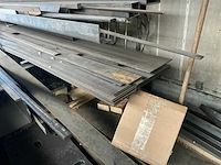 Grote partij stalen profielen en metaalrestanten - afbeelding 9 van  24