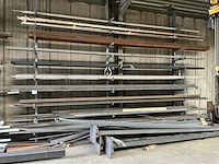 Grote partij stalen profielen en metaalrestanten - afbeelding 1 van  24