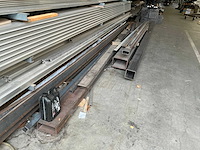 Grote partij stalen profielen en metaalrestanten - afbeelding 15 van  24