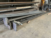 Grote partij stalen profielen en metaalrestanten - afbeelding 18 van  24