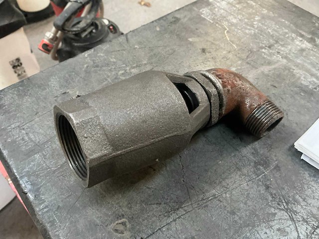 Grote partij stalen schroefkoppelingen - afbeelding 5 van  17