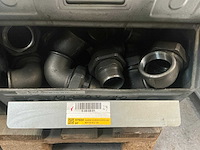 Grote partij stalen schroefkoppelingen - afbeelding 13 van  17