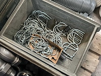 Grote partij stalen schroefkoppelingen - afbeelding 17 van  17