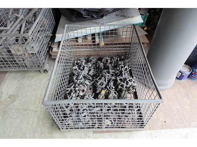 Grote partij stellingsonderdelen - afbeelding 5 van  21