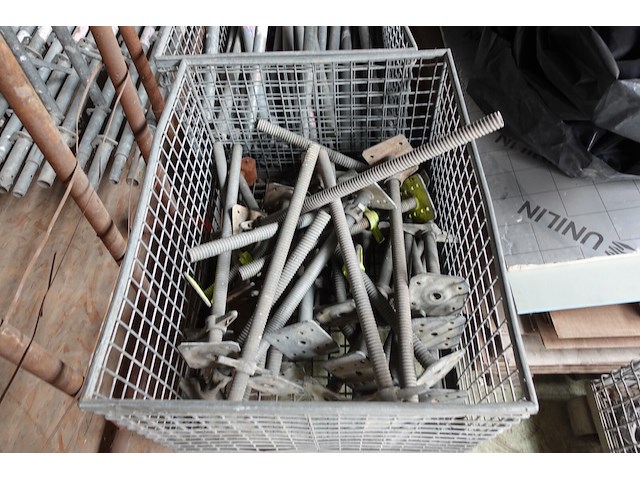 Grote partij stellingsonderdelen - afbeelding 8 van  21