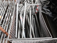 Grote partij stellingsonderdelen - afbeelding 9 van  21