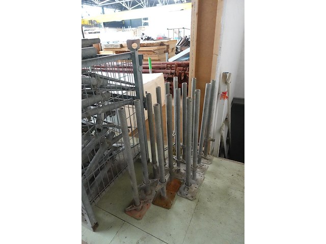 Grote partij stellingsonderdelen - afbeelding 13 van  21