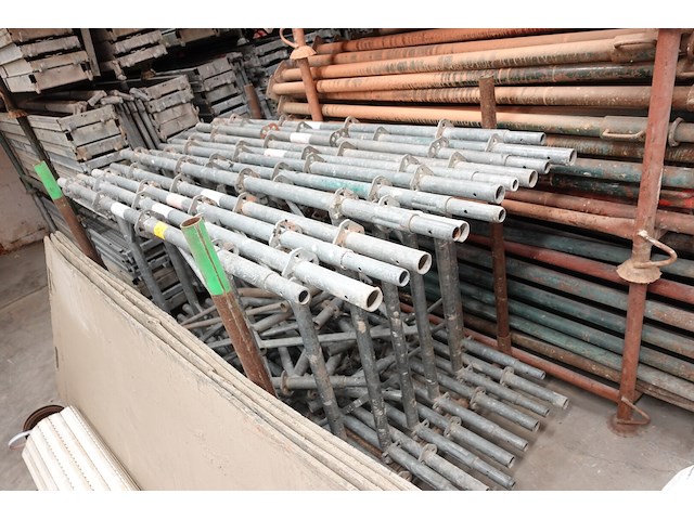 Grote partij stellingsonderdelen - afbeelding 12 van  21