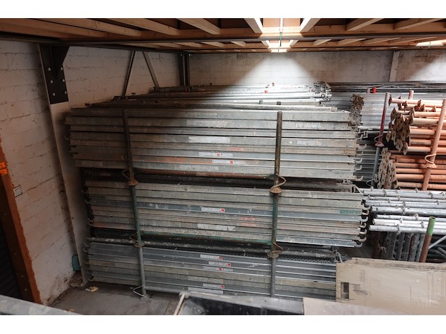 Grote partij stellingsonderdelen - afbeelding 17 van  21