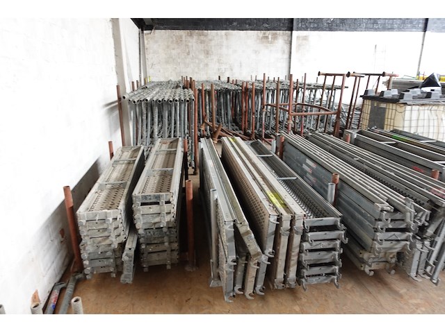 Grote partij stellingsonderdelen - afbeelding 20 van  21