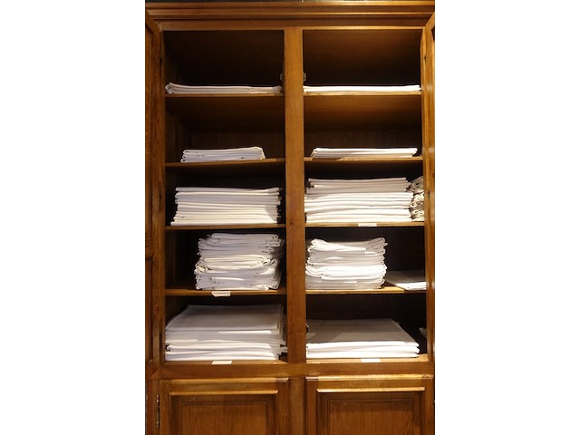 Grote partij tafellakens - afbeelding 1 van  9