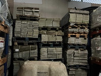 Grote partij tegels - afbeelding 1 van  8