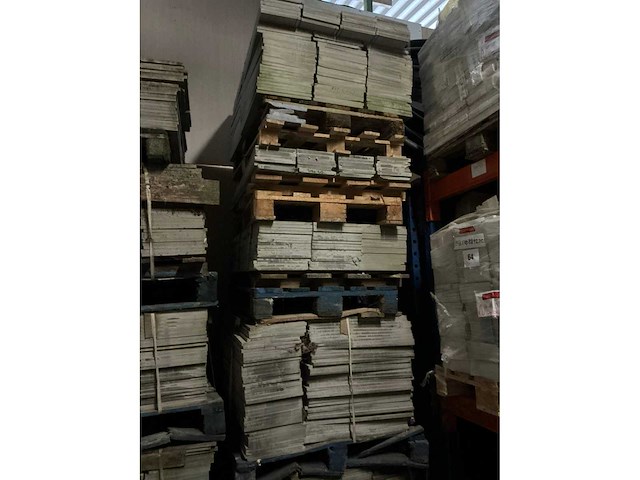 Grote partij tegels - afbeelding 2 van  8