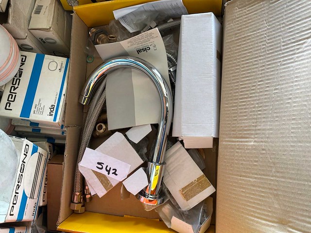 Grote partij toilet- en badkameraccessoires - afbeelding 4 van  11