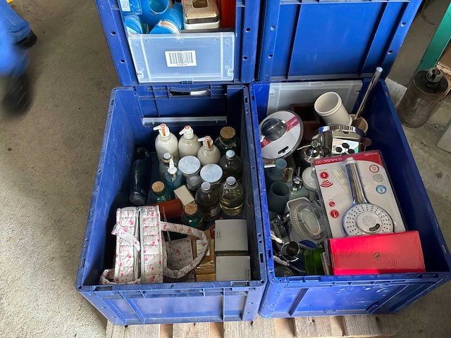 Grote partij toilet- en badkameraccessoires - afbeelding 6 van  11