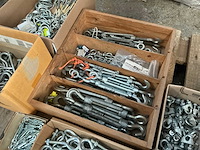 Grote partij trekankers en bevestigingsmaterialen - afbeelding 9 van  10