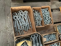 Grote partij trekankers en bevestigingsmaterialen - afbeelding 6 van  10