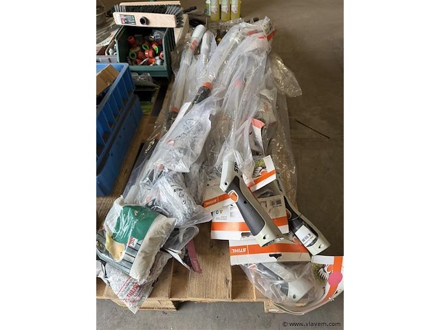 Grote partij tuin toebehoren w.o. stihl - afbeelding 6 van  11