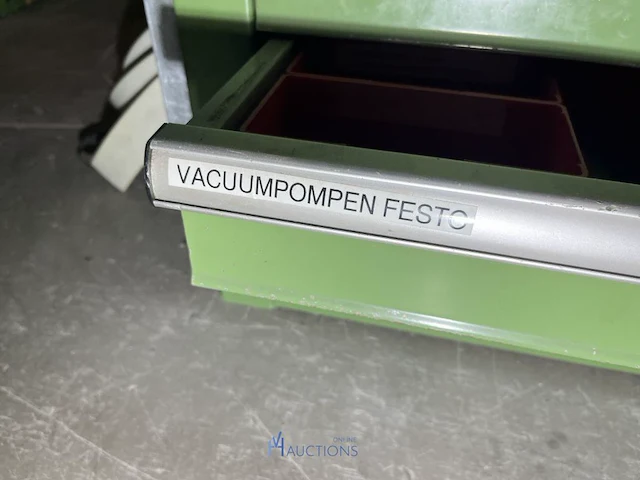 Grote partij vacuümcomponenten en zuignappen - afbeelding 69 van  186