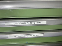 Grote partij vacuümcomponenten en zuignappen - afbeelding 133 van  186