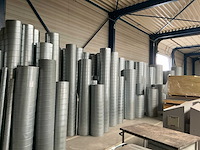Grote partij ventilatiekanalen - afbeelding 4 van  8