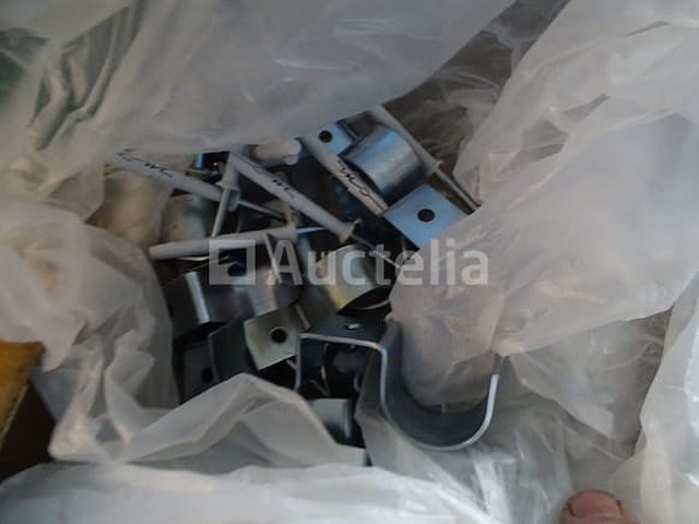 Grote partij verschillende bevestigingsmiddelen (zie foto's) - afbeelding 5 van  16