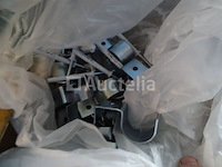 Grote partij verschillende bevestigingsmiddelen (zie foto's) - afbeelding 5 van  16