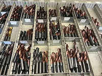 Grote partij volhardmetalen boren met inwendige koeling - afbeelding 9 van  28