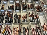 Grote partij volhardmetalen boren met inwendige koeling - afbeelding 10 van  28