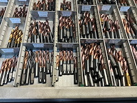 Grote partij volhardmetalen boren met inwendige koeling - afbeelding 13 van  28
