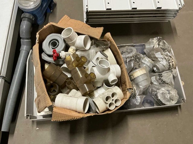 Grote partij wellness toebehoren - afbeelding 14 van  28