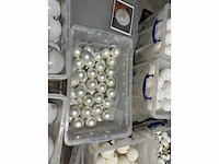 Grote partij witte kerst- en winterdecoratie, diverse soorten - afbeelding 10 van  26