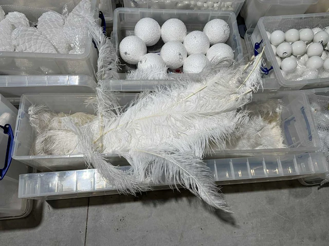 Grote partij witte kerst- en winterdecoratie, diverse soorten - afbeelding 15 van  26