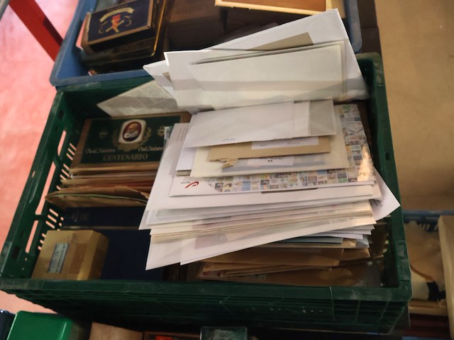 Grote postzegelverzameling - afbeelding 20 van  22