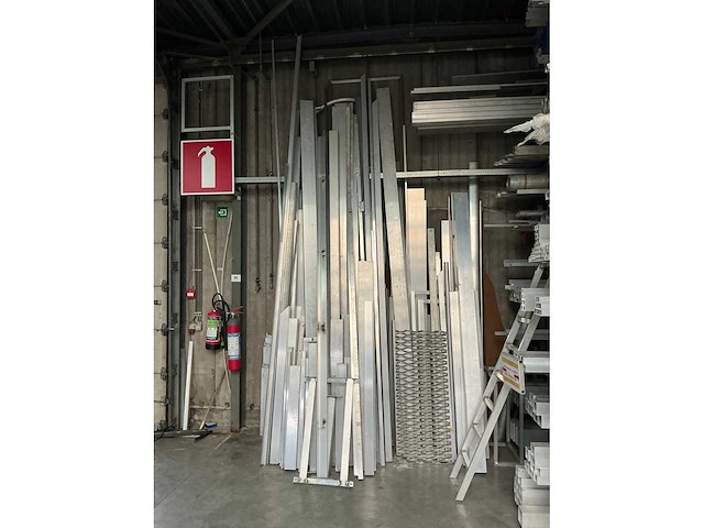 Grote restpartij aluminium - afbeelding 4 van  34